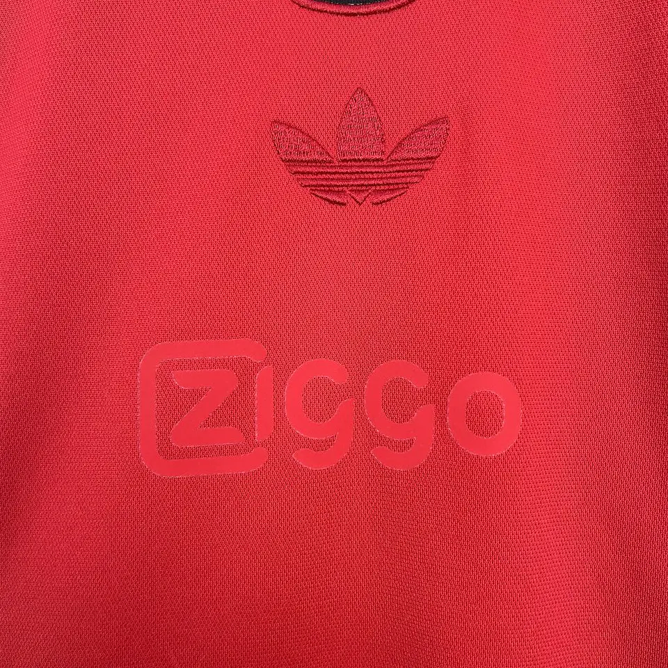 Ajax Edição Aniversário 25/26 4