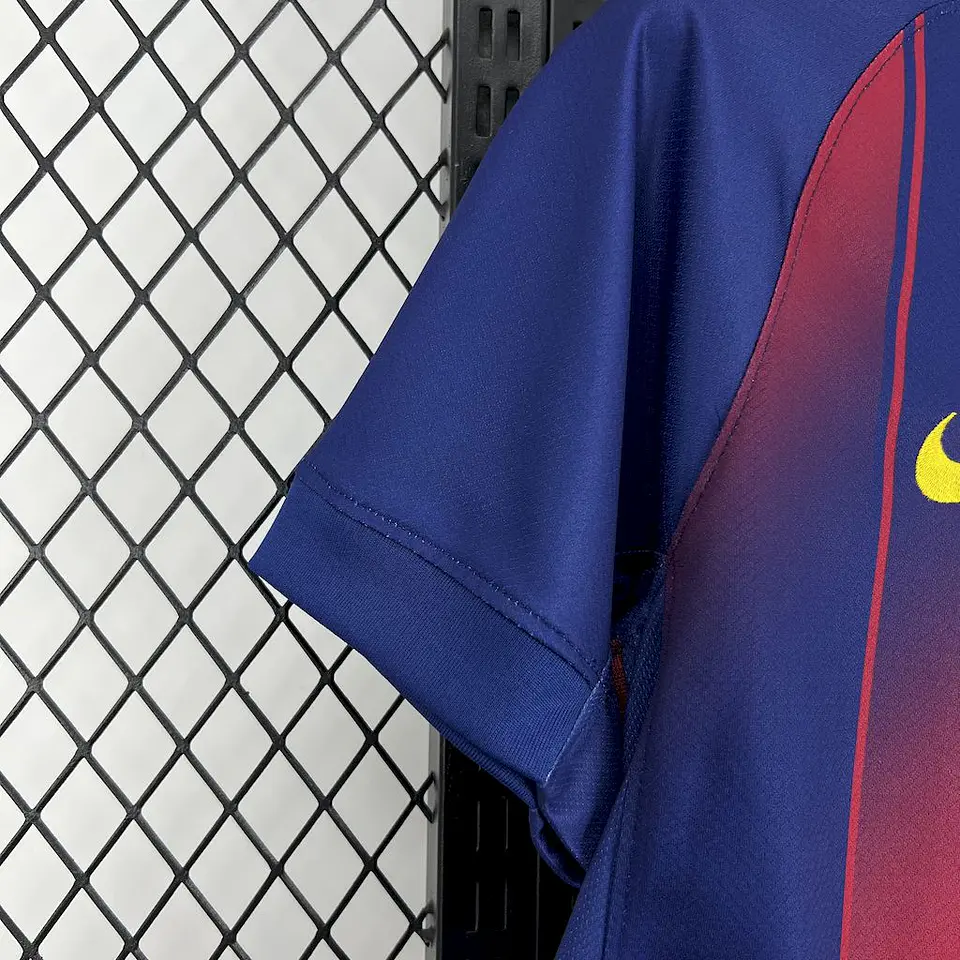 Barcelona Home 25/26 10