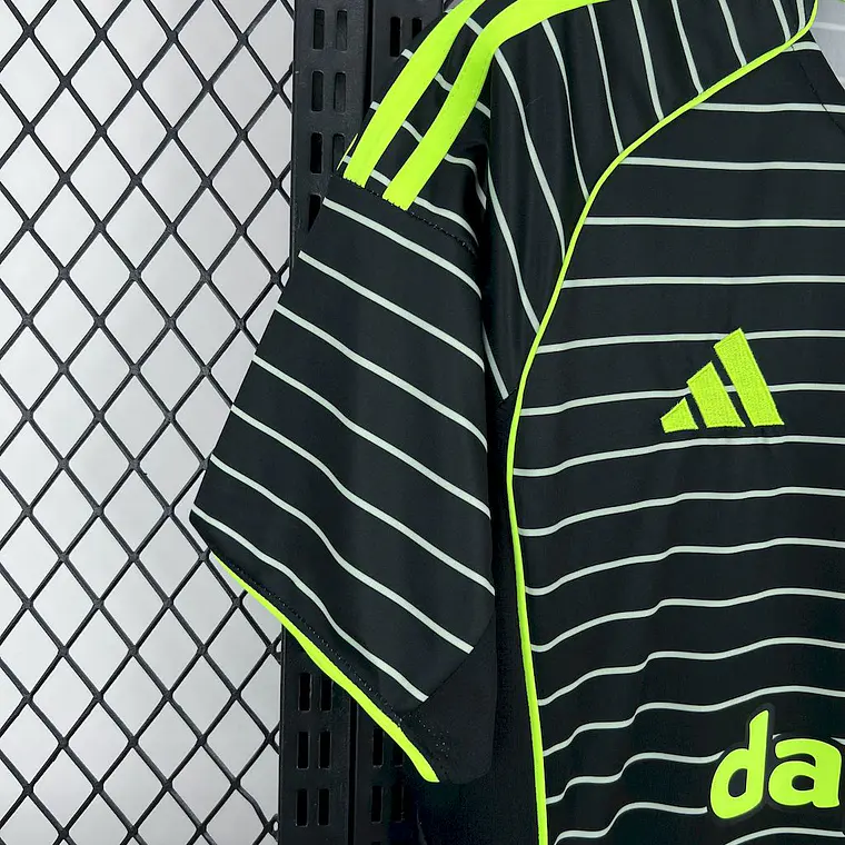 Celtic Away 25/26 8
