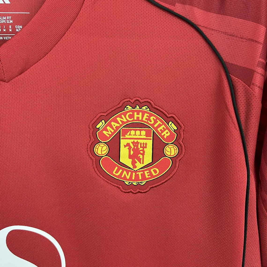Manchester United Home 25/26 6