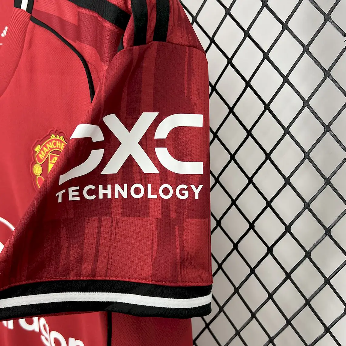 Manchester United Home 25/26 7