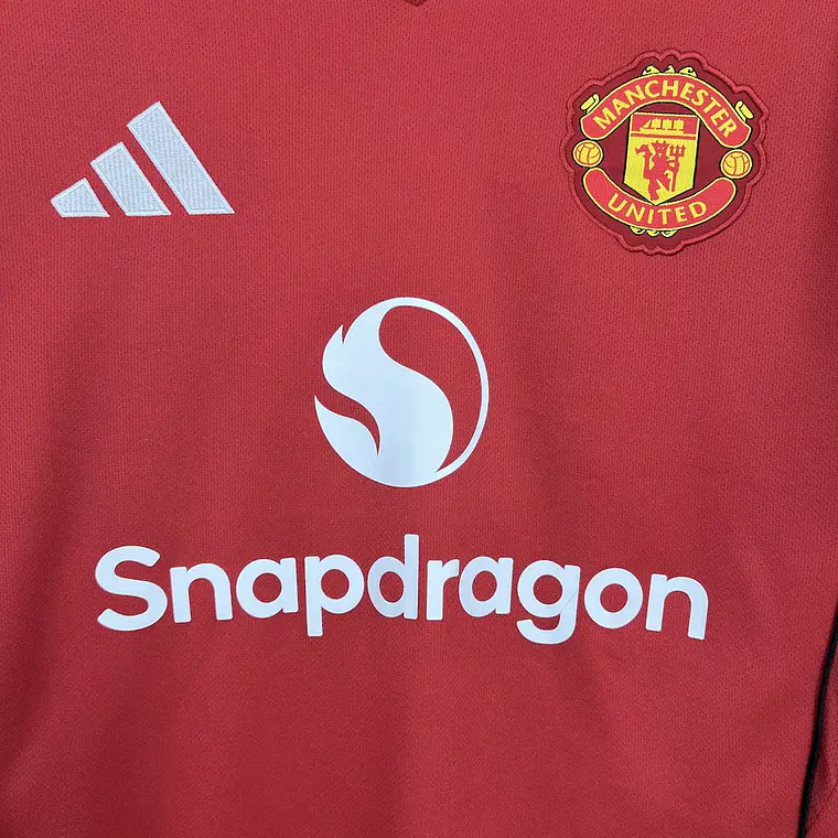 Manchester United Home 25/26 5