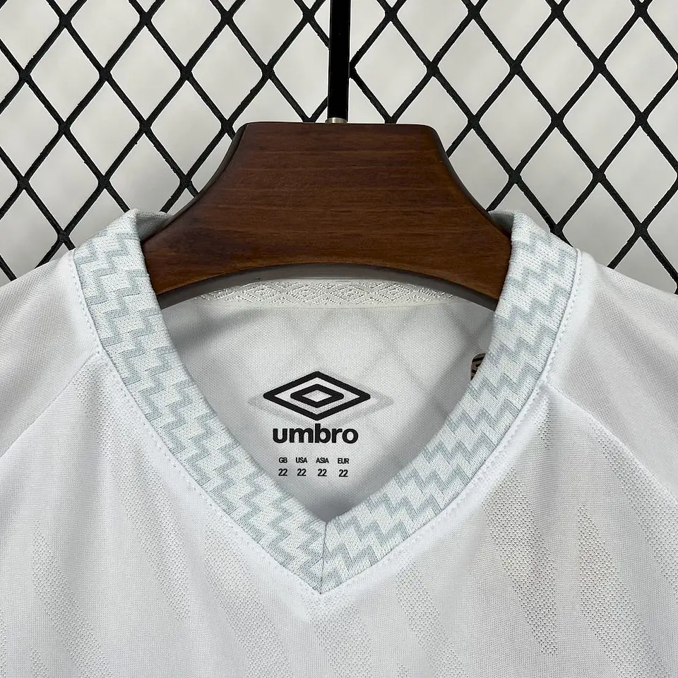 Santos Home 25/26 Kit Criança 4