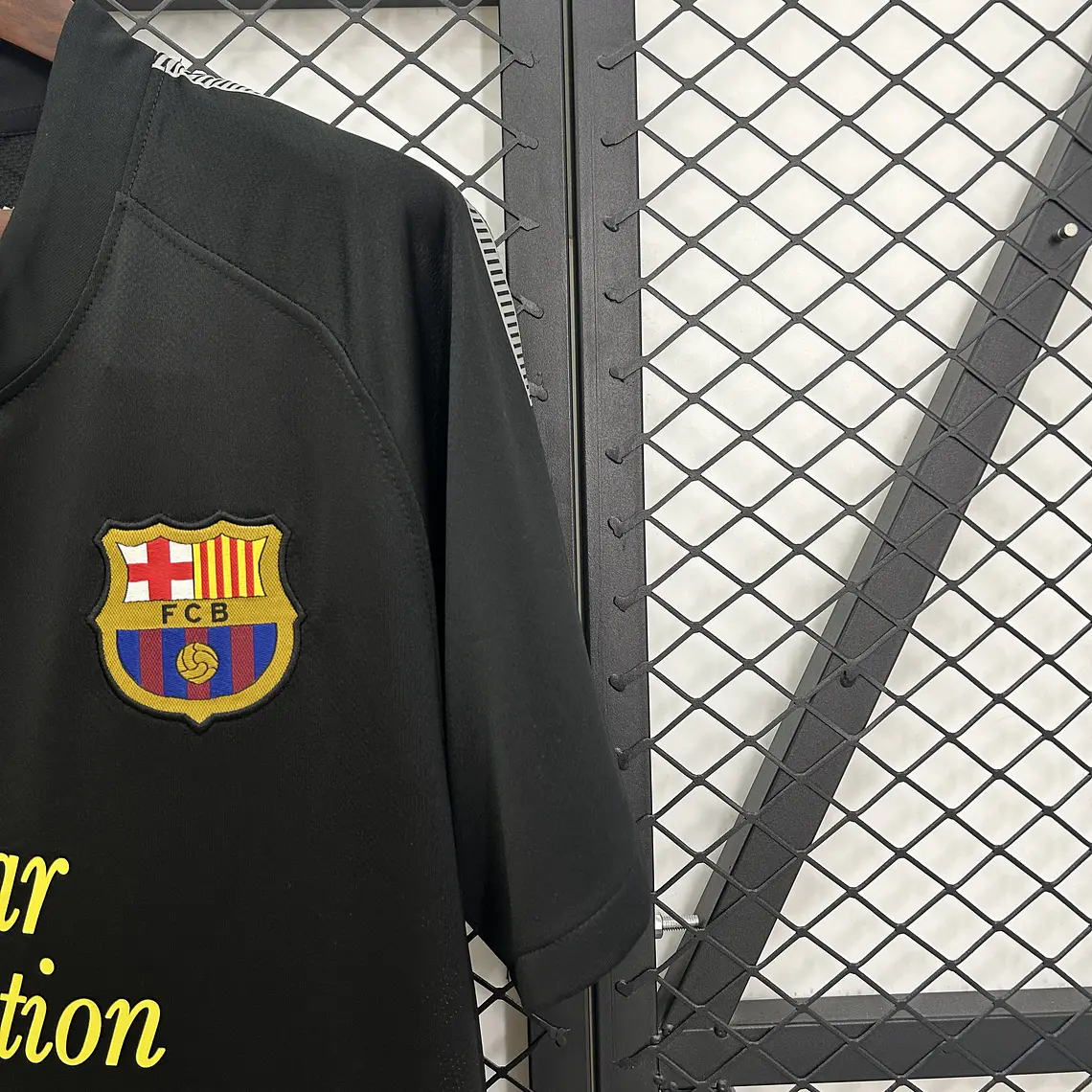 Barcelona Away 11/12 6