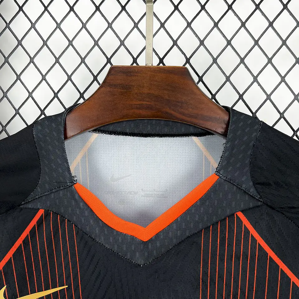 Barcelona Edição Especial Black 25/26 7