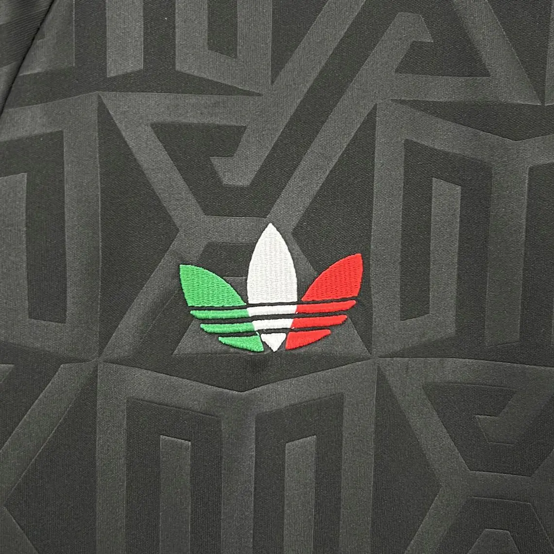 México Away 25/26 5