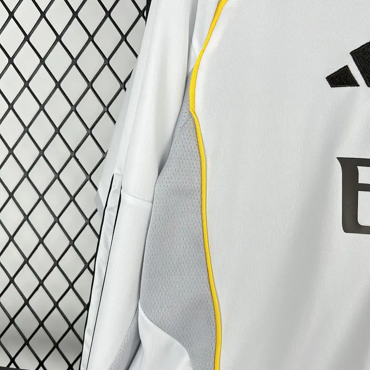 Real Madrid Home 25/26 Manga Longa 6