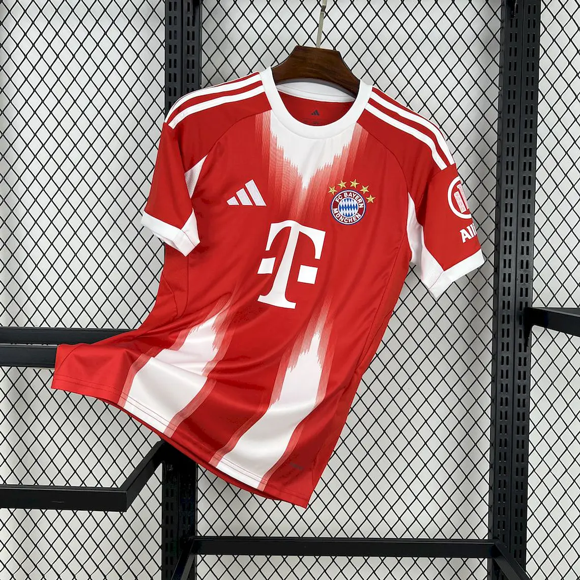 Bayern Home 25/26 2