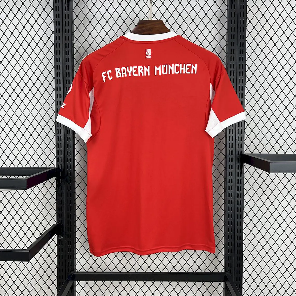 Bayern Home 25/26 3