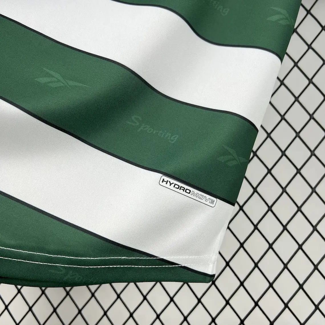 Sporting Home 00/01 9