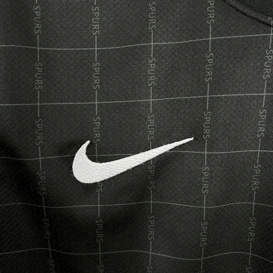 Tottenham Away 25/26 7