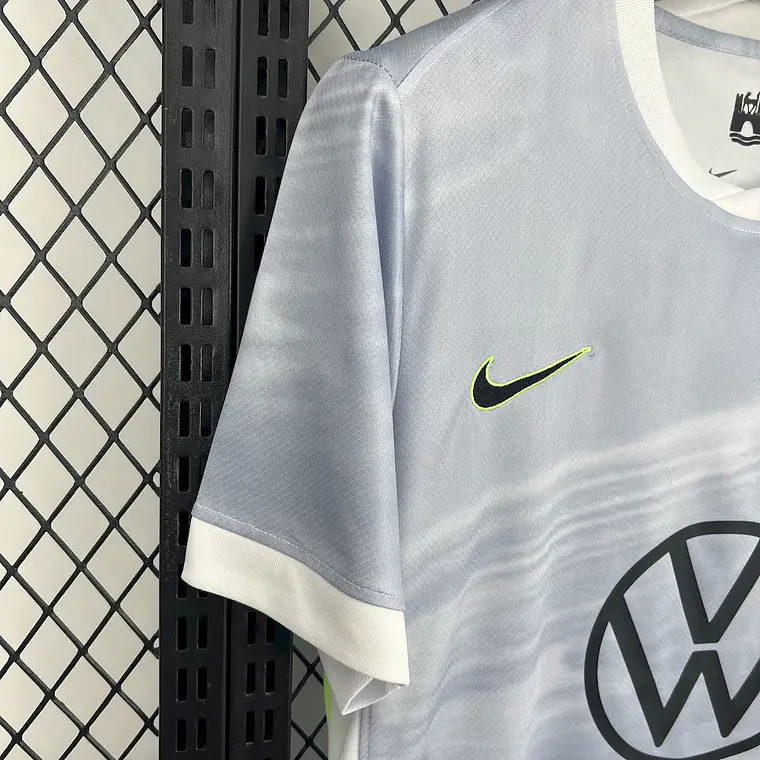 Wolfsburg Away 25/26 3