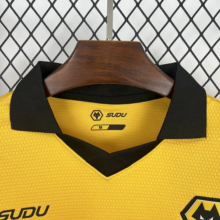 Wolves Home 25/26 4