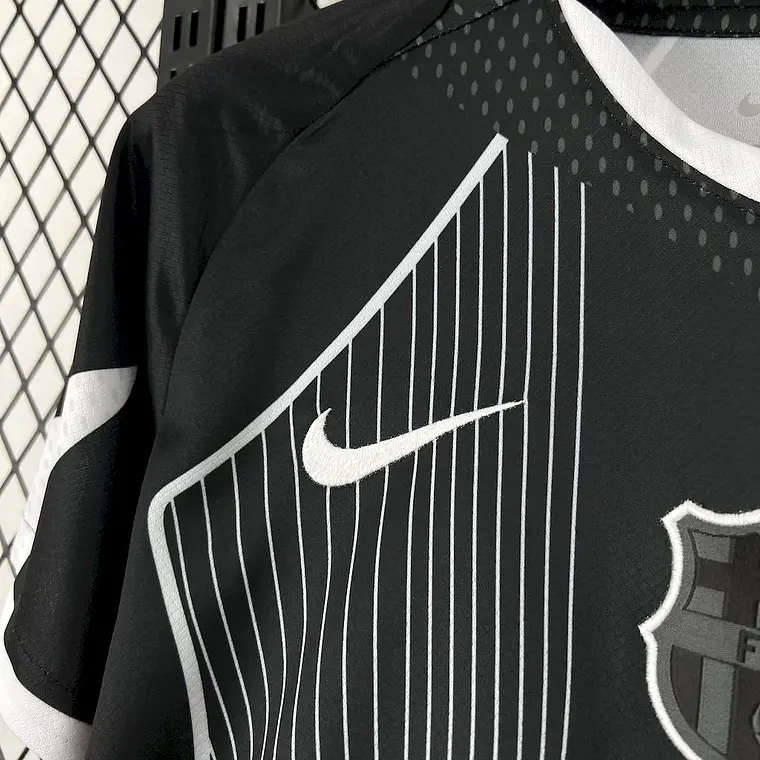 Barcelona Edição Especial Black 25/26 4