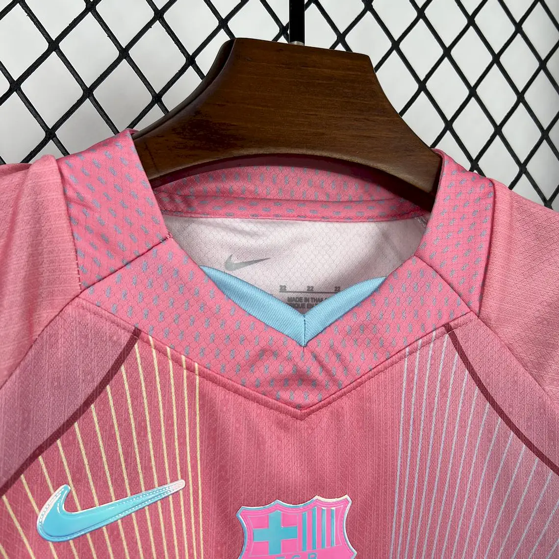 Barcelona Especial Pink 25/26 Kit Criança 4