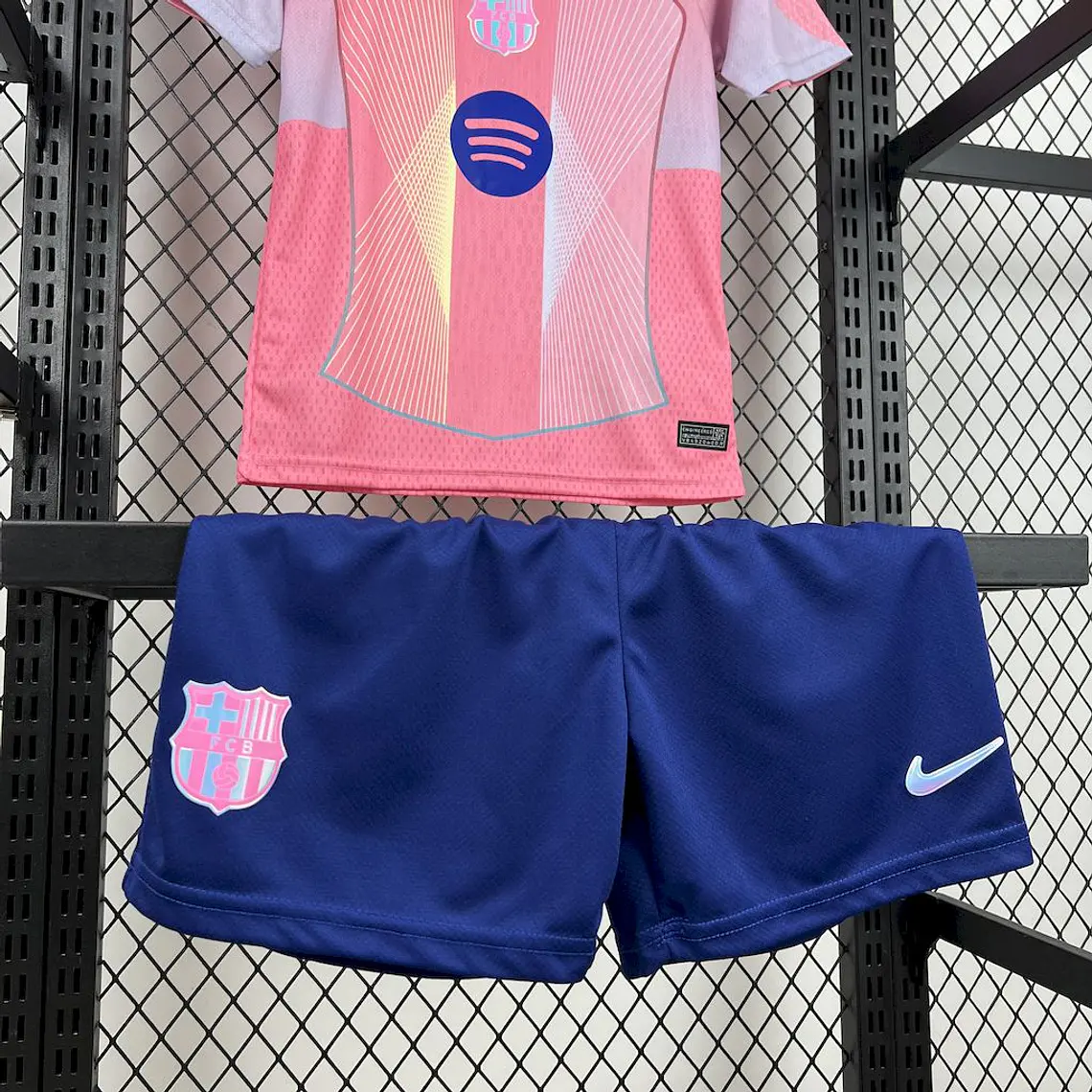 Barcelona Especial Pink 25/26 Kit Criança 3