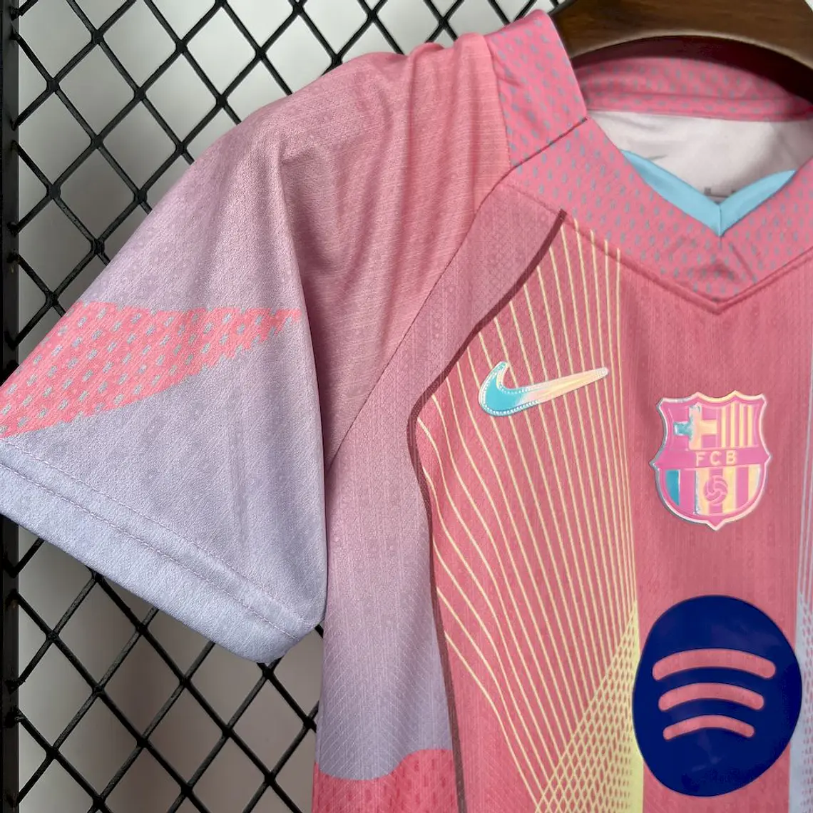 Barcelona Especial Pink 25/26 Kit Criança 6