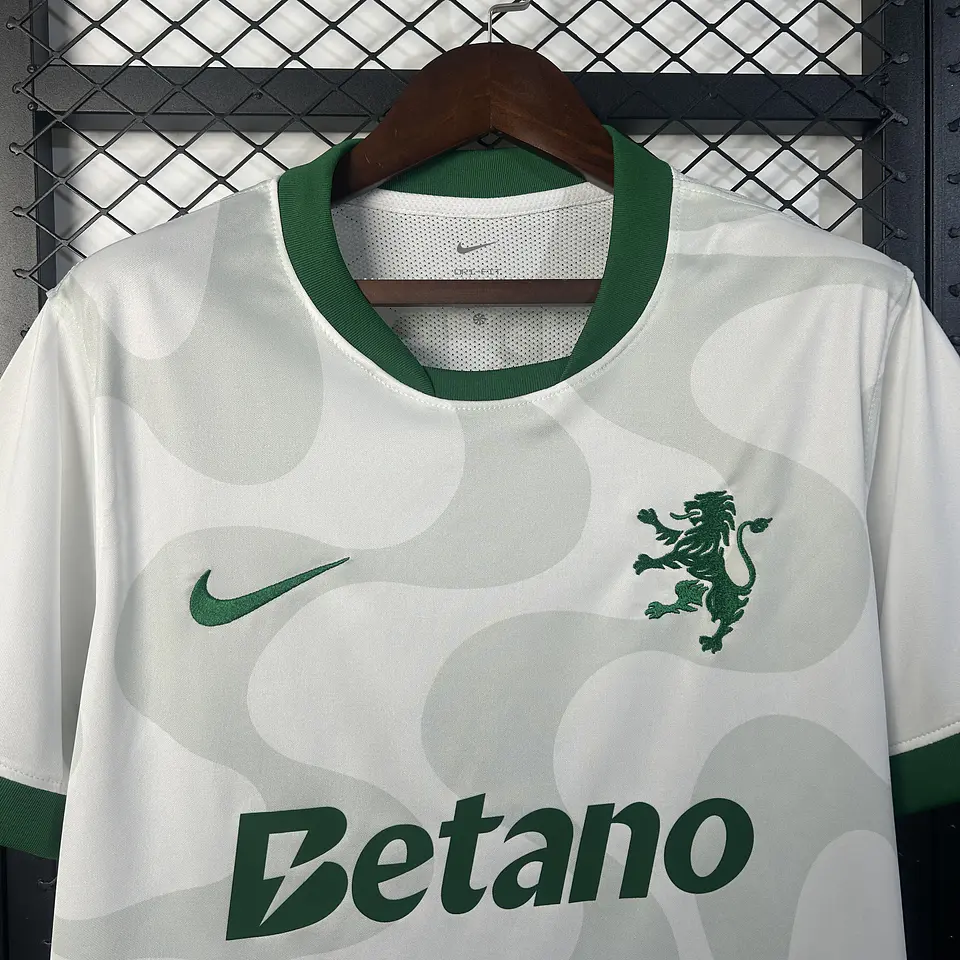 Sporting Away 25/26 4