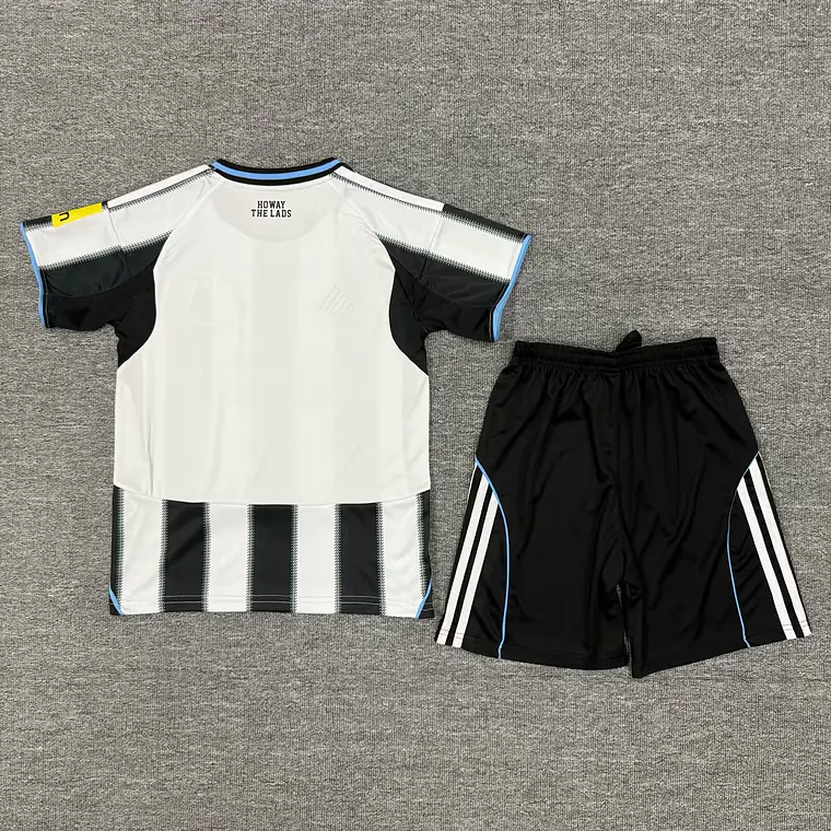 Newcastle Home 25/26 Kit-Criança 3