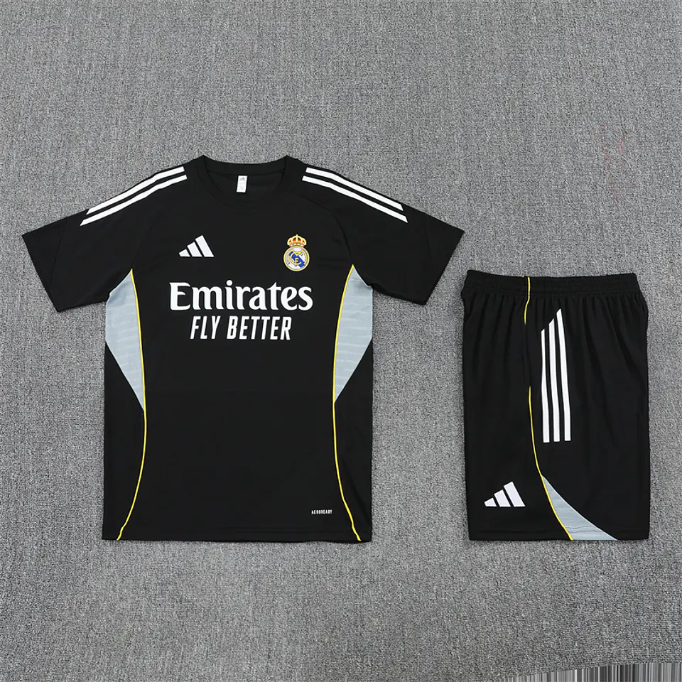Real Madrid Conjunto Treino 25/26 3