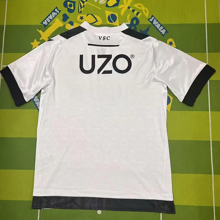 Vitória SC Home 25/26 3