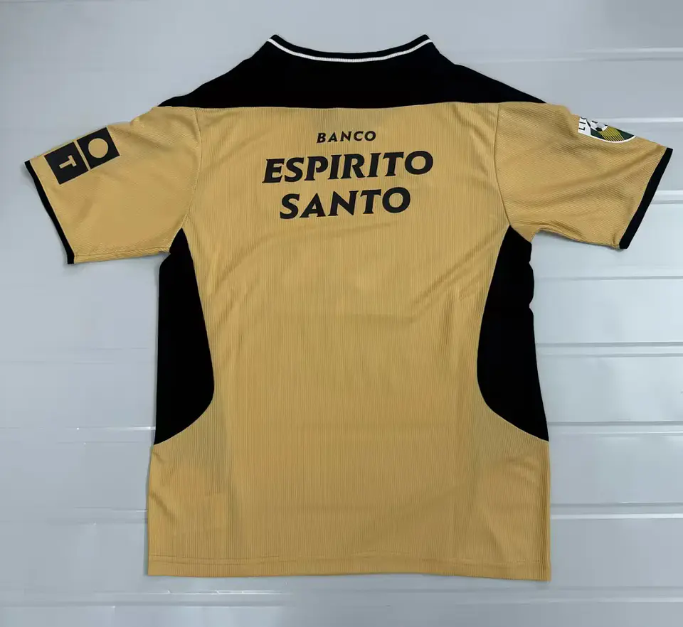 Sporting Away 03/04 4