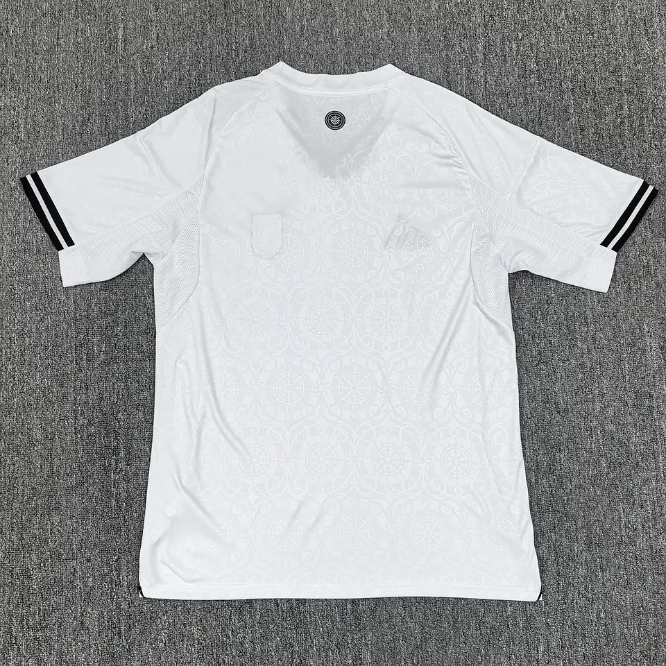 Fulham Home 25/26 4