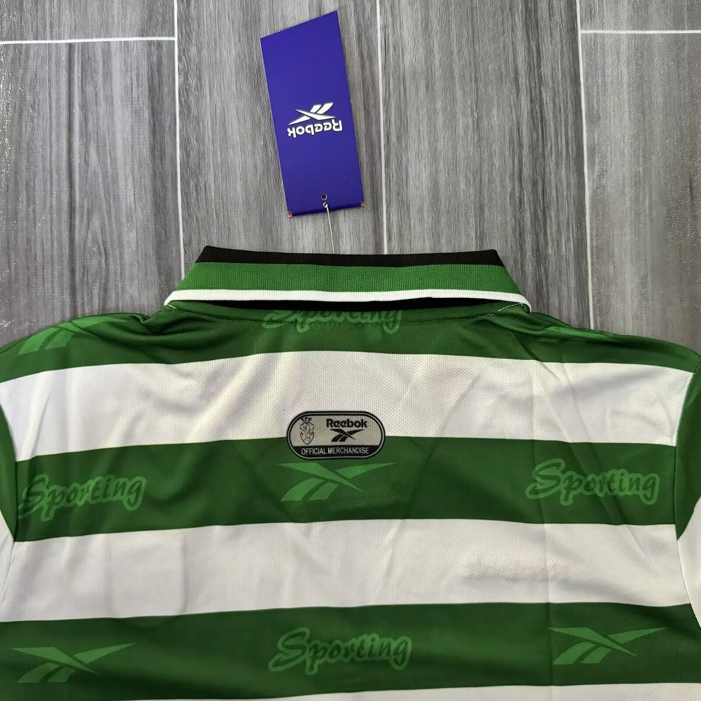 Sporting Home 99/00 8