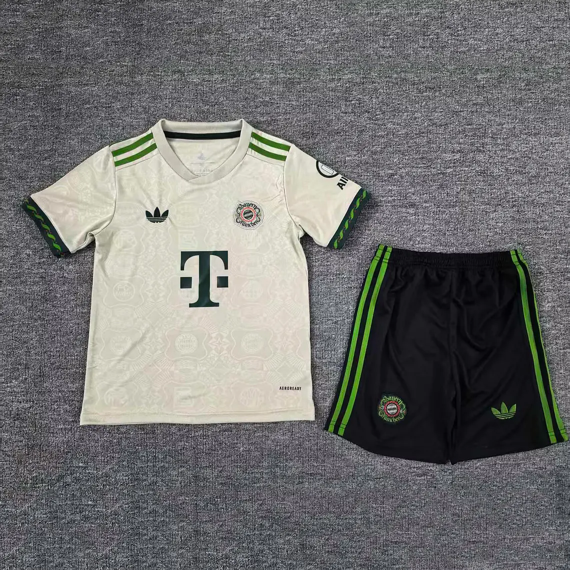 Bayern Especial Oktoberfest 25/26 Kit-Criança 2
