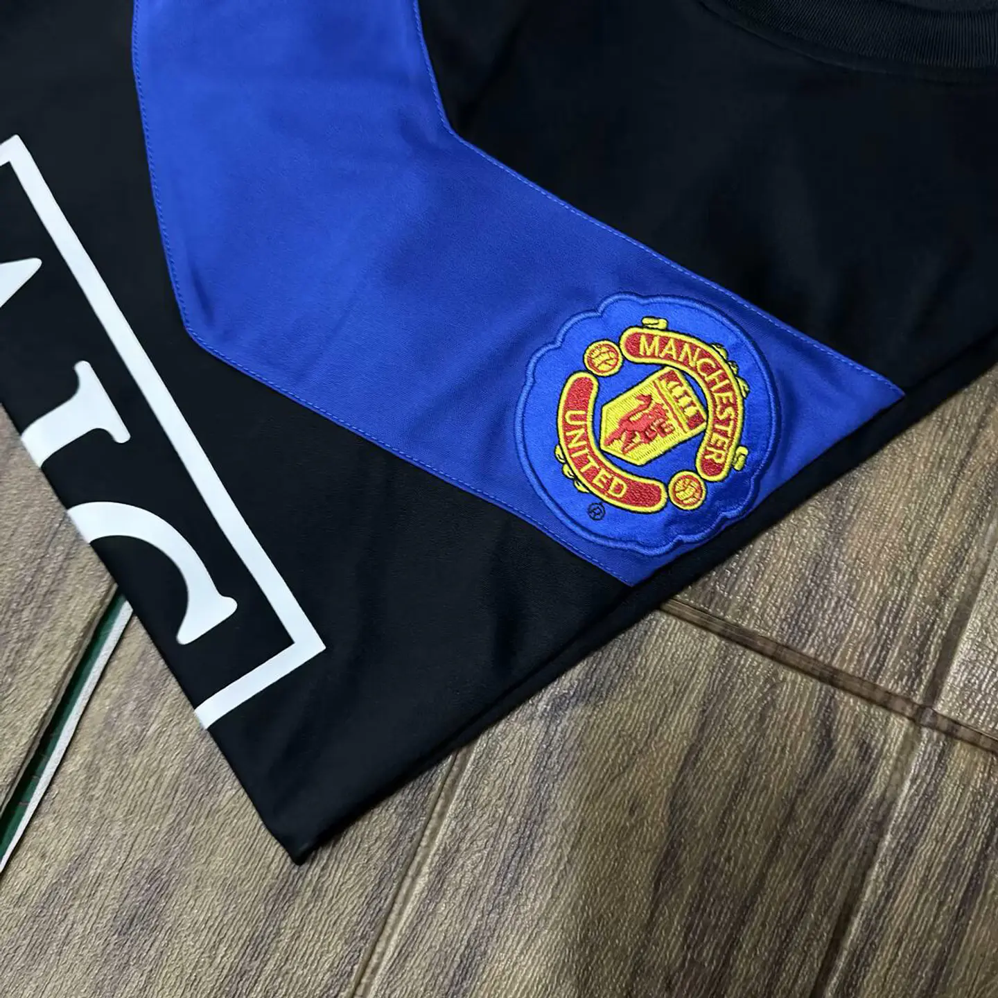 Manchester United Away 09/10 Manga Longa 3