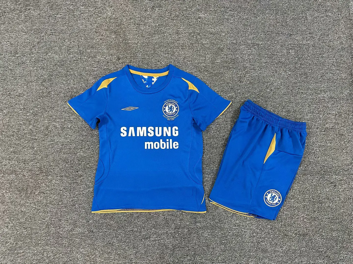 Chelsea Home 05/06 Kit-Criança 2