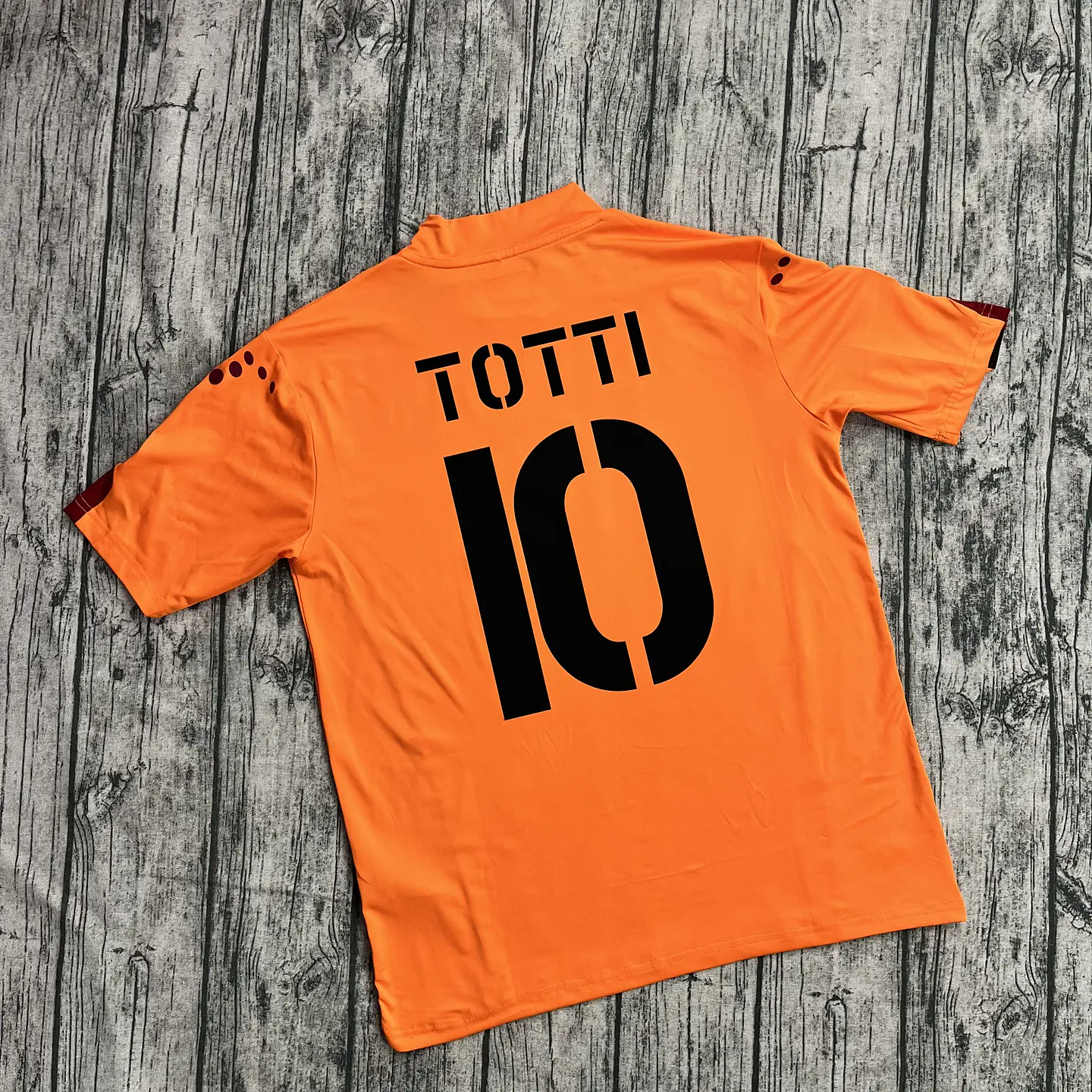 Roma Away 04/05 3