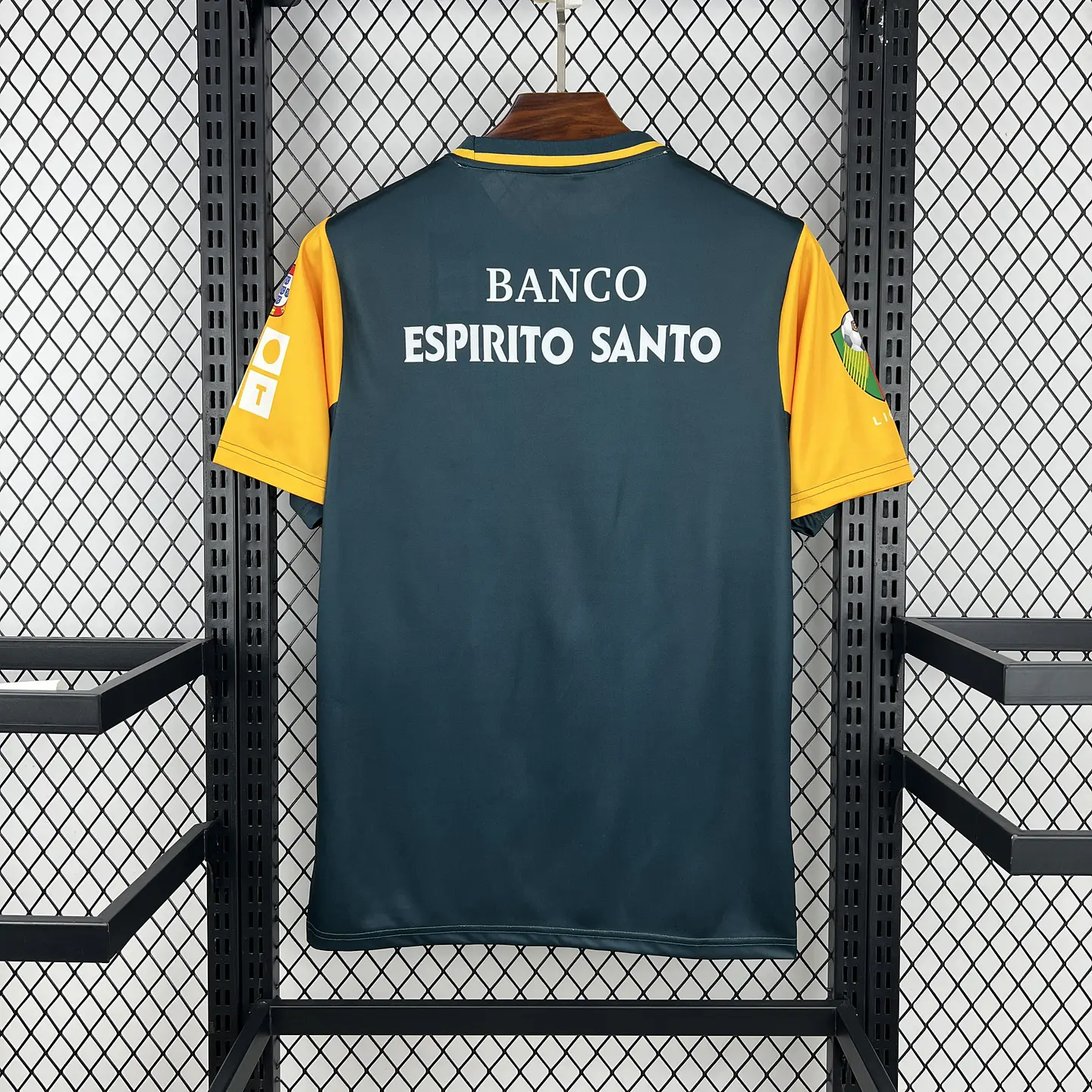 Sporting Away 02/03 3