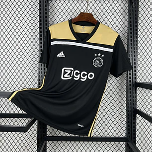 Ajax Away 18/19
