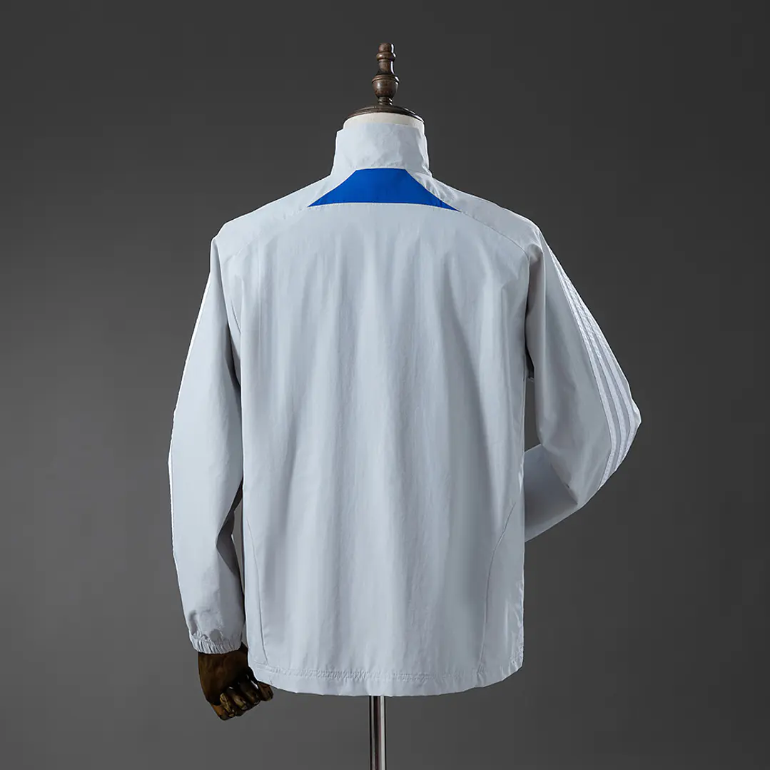 Bayern Corta-Vento 25/26 3