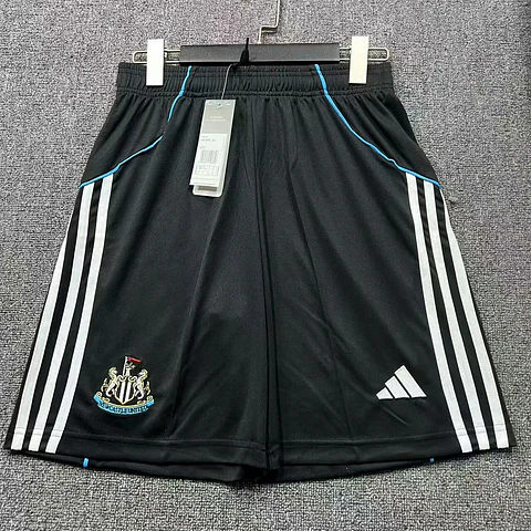 Newcastle Calções Home 25/26
