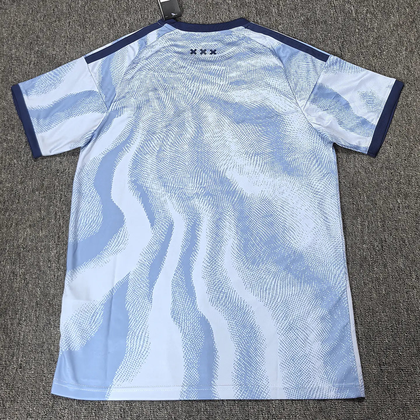 Ajax Away 26/27 3