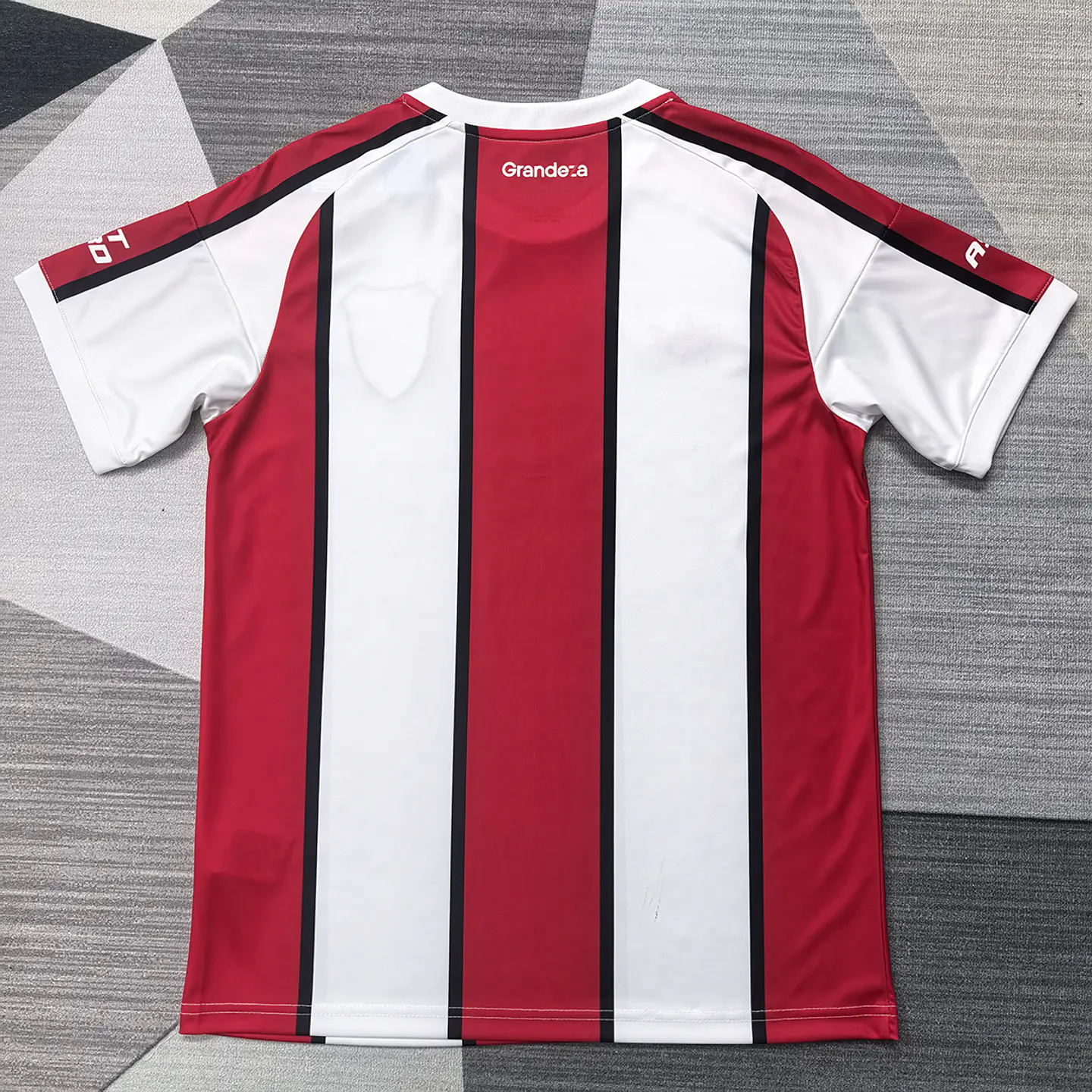River Plate Away 26/27 3