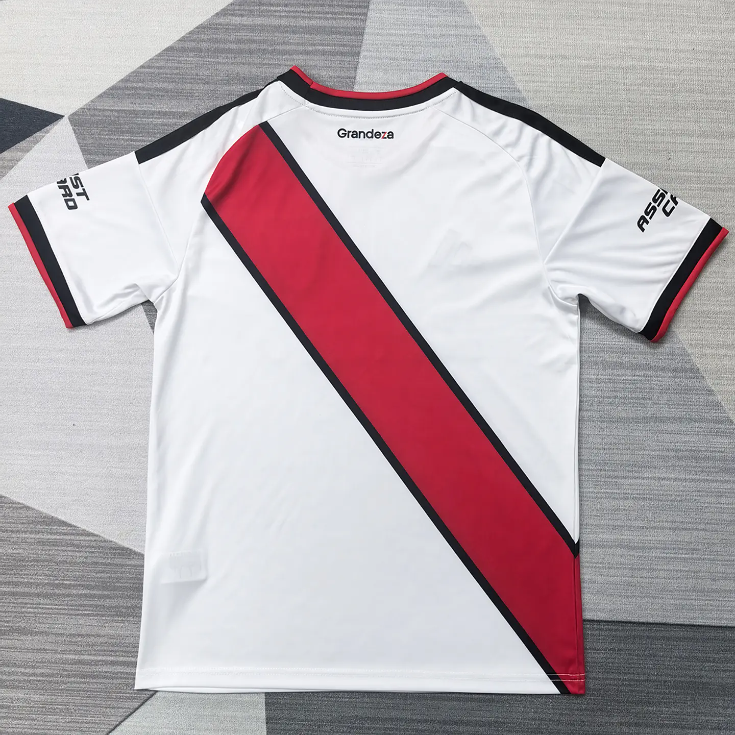 River Plate Home 26/27 3
