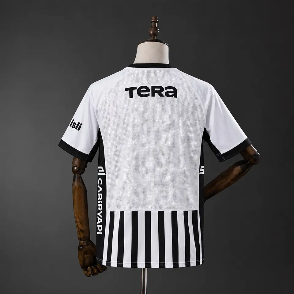 Besiktas Away 26/27 3