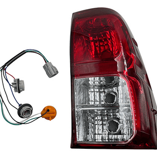 Farol Trasero Derecho Para Toyota Hilux 2.4 2016 - 2022 Derecho/pasajero
