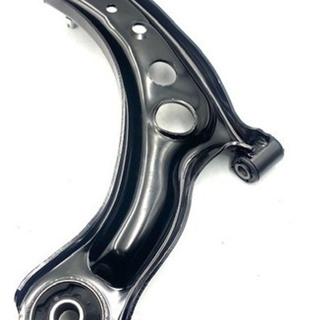 Bandeja Suspensión Derecha Toyota New Yaris 1.5 2014-2017  1