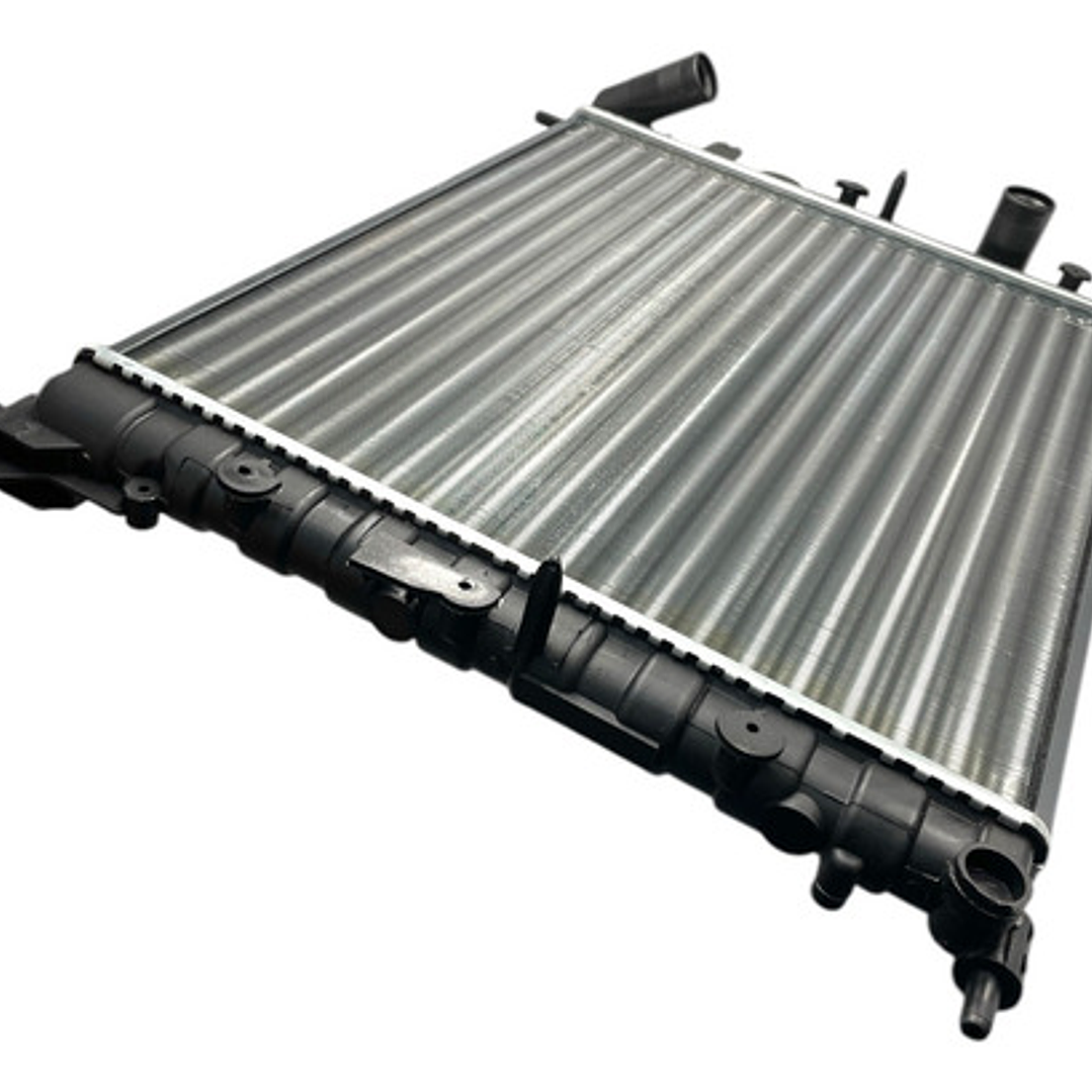 Radiador Motor Para Renault Clio 1.6 2000 - 2008 7