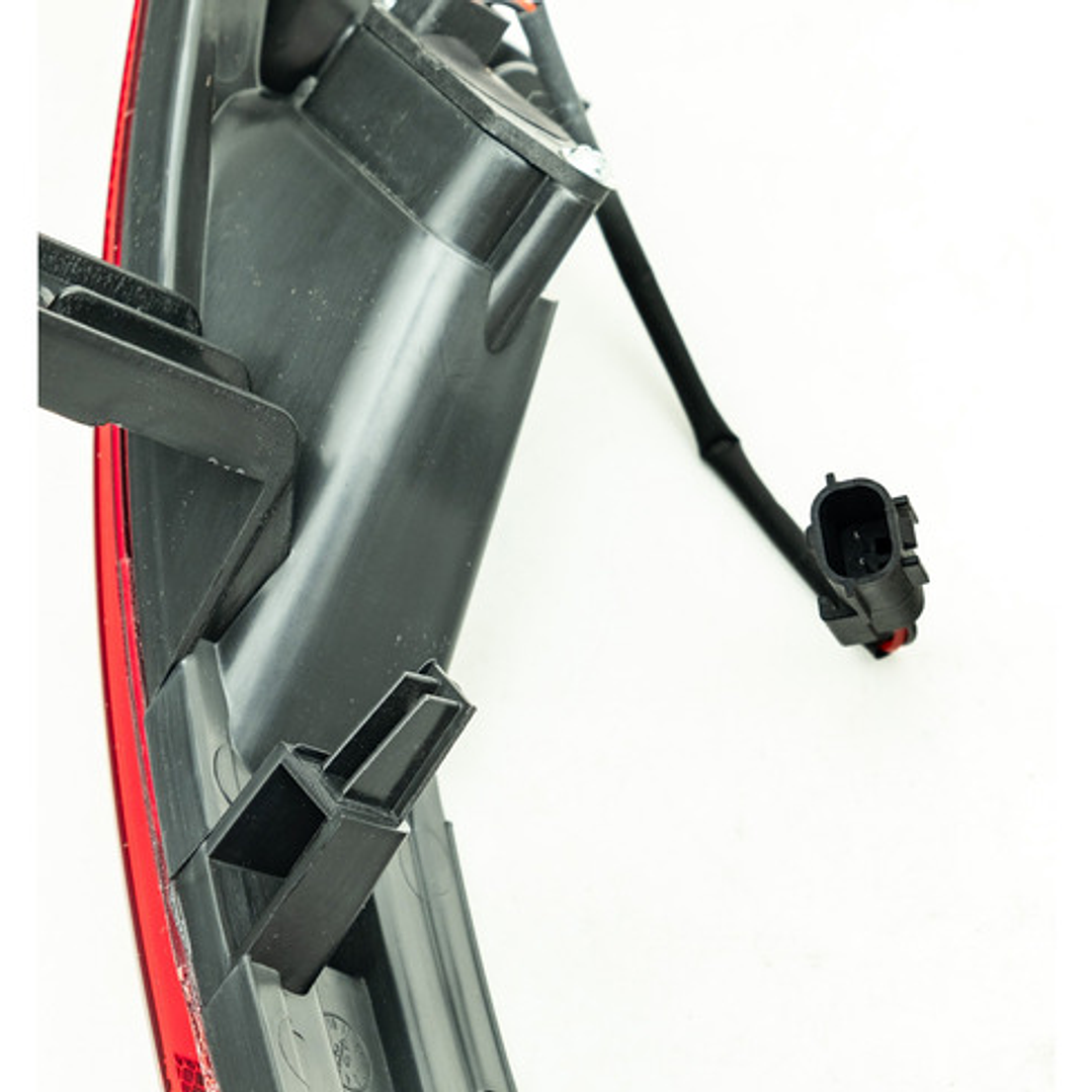 Neblinero Trasero Derecho Chery Tiggo 8 Pro 2022-2024 5