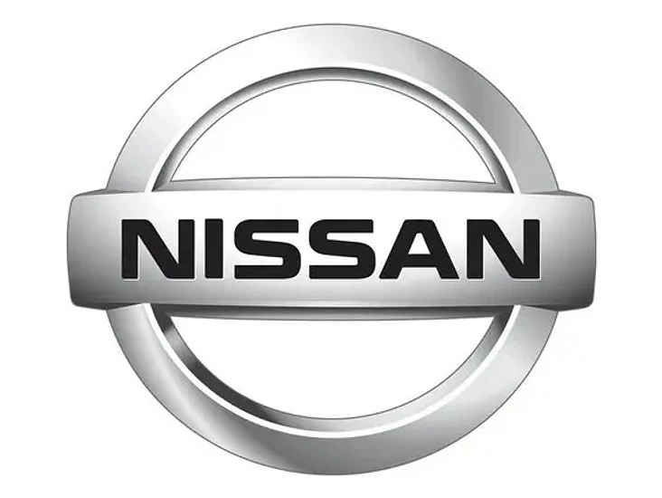 Cazoleta Delantera ( El Par) Nissan Versa 1.6 16v 2012-2021 5