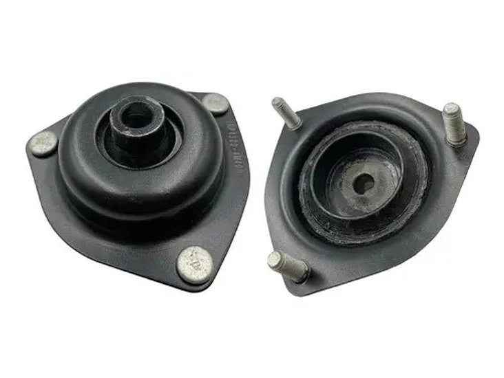 Cazoleta Delantera ( El Par) Nissan Sentra B15 1.8 2000-2007 3