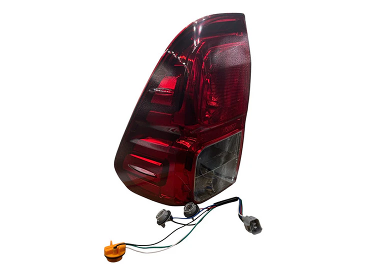 Farol Trasero Izq Para Toyota Hilux 2.4 2.7 2.8 2016-2022 Izquierdo/conductor 2