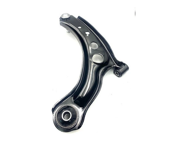 Bandeja Suspensión ( El Par) Toyota New Yaris 1.5 2014-2023 5