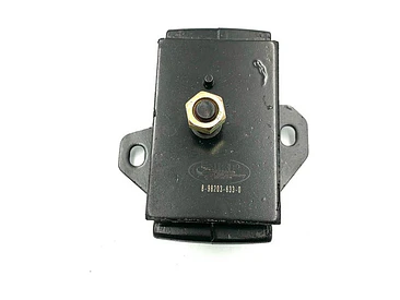 Soporte Motor Izquierdo Isuzu Npr Nqr 5.2 2008-2020 3