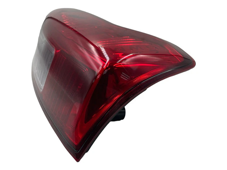 Farol Derecho Poer 2021 2023 2.0 4